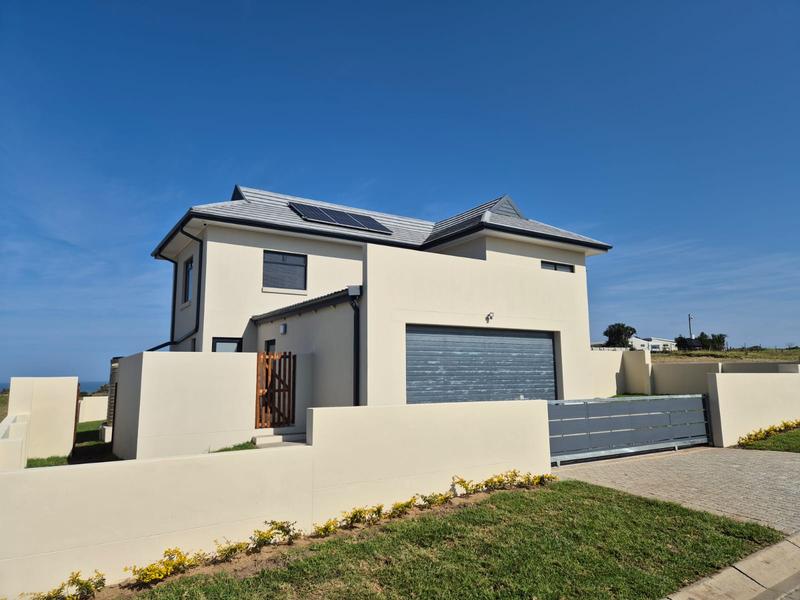4 Bedroom Property for Sale in Kidds Beach Eastern Cape